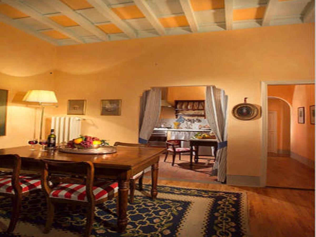 Casa Tornabuoni Appartement Florence Kamer foto
